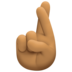 Facebook上的交叉的手指、比心：中等肤色emoji表情