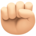 Facebook上的举起的拳头：浅肤色emoji表情