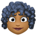 Facebook上的女性：中深色肤色，卷发emoji表情
