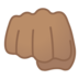 安卓系统里的迎面而来的拳头：中等肤色emoji表情