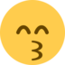 Twitter里的用微笑的眼睛亲吻脸emoji表情