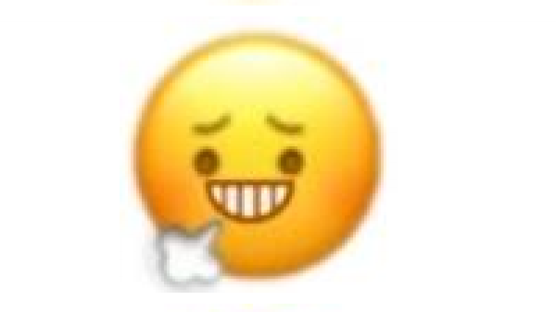 emoji表情包 | 呲牙会迟到，但是不会缺席[嘻嘻]